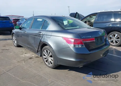 2011 Honda Accord 2.4 Ex-L z USA, uszkodzony, nr VIN 1HGCP2F81BA103055